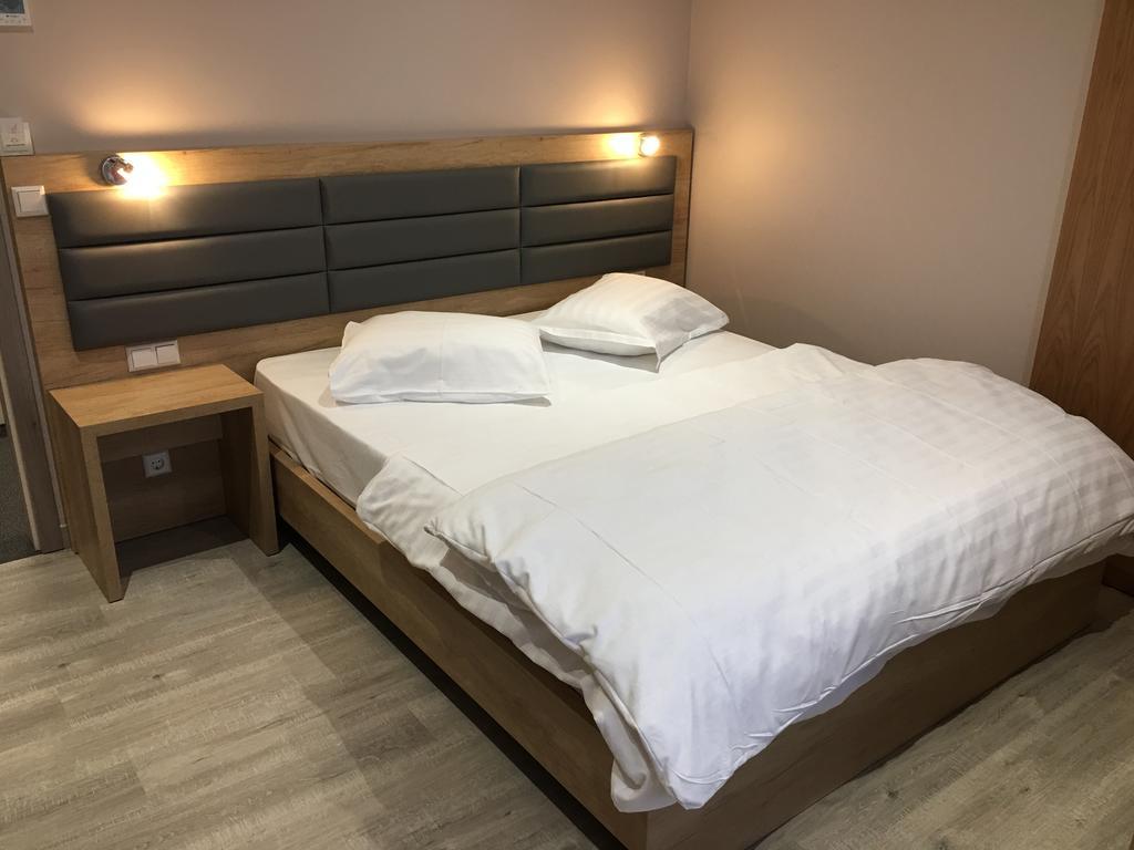 Auberge La Veranda Hesperange Экстерьер фото